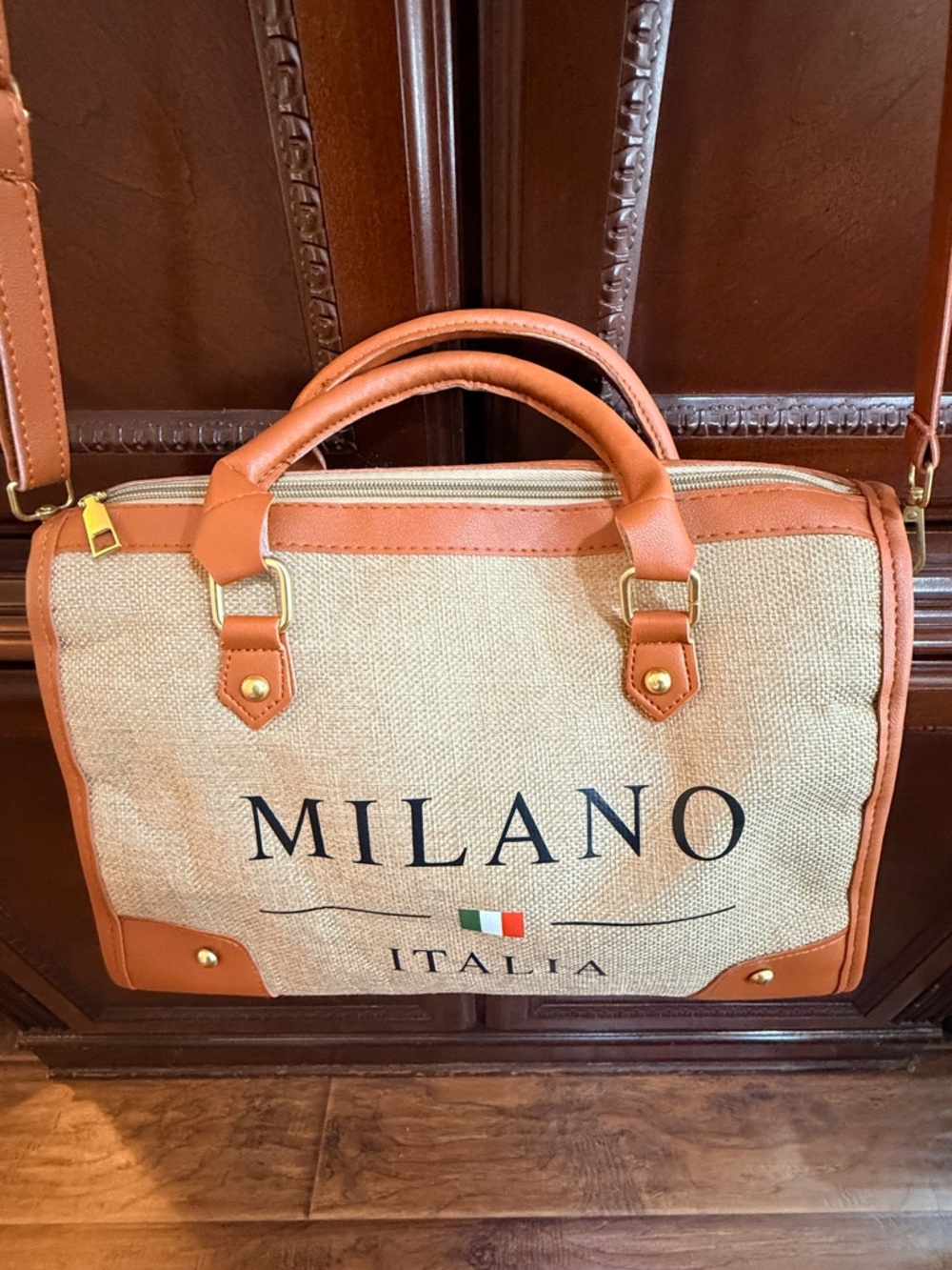 Milano Italia NIP Coated Canvas
Satchel / Crossbody 
Classic Travel bag